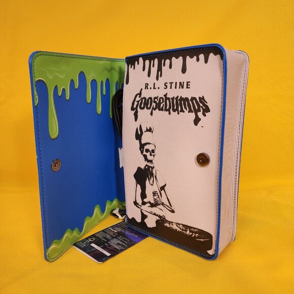 Loungefly x Goosebumps Scholastic Book "Say Cheese and Die!" Crossbody Bag NEW - Picture 8 of 12
